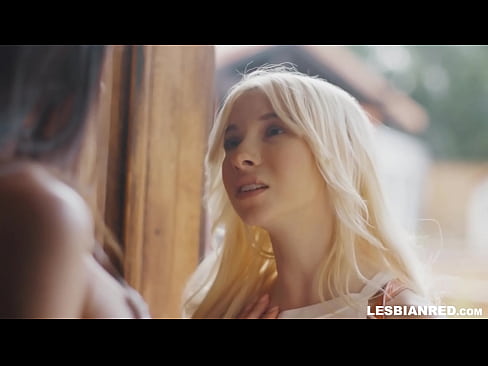 ❤️ Tjejen kommer hem några månader senare och slutar med att äta sin styvmors fitta. ️ Fuckingvideo at sv.com-full-porner.ru ❌️❤
